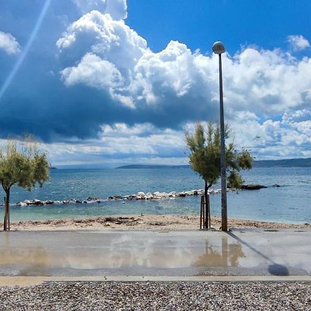 Beachfront Villa Sol&Mar With Heated Pool And Jacuzzi Kastela Exterior photo