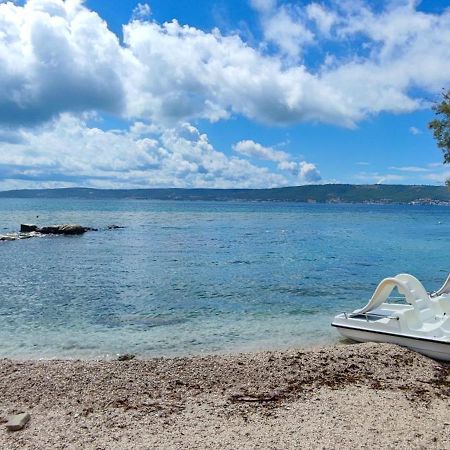 Beachfront Villa Sol&Mar With Heated Pool And Jacuzzi Kastela Exterior photo